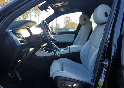 2023 BMW X5 xDrive40I z USA, uszkodzony, nr VIN 5UXCR6C04P9R76210